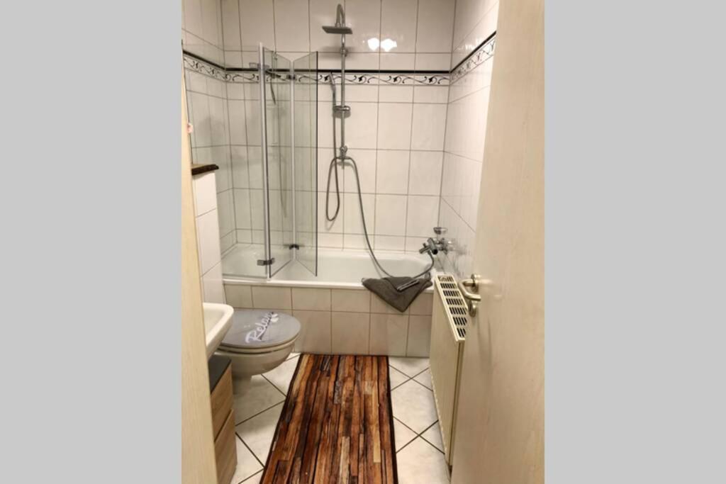 Apartment Zum Goldenen Lowen Inkl. Parkplatz & Wlan Erfurt Exterior photo